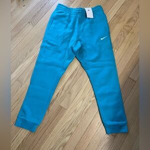 Nike Club Men's Joggers Mens size Medium or Women’s Size Large